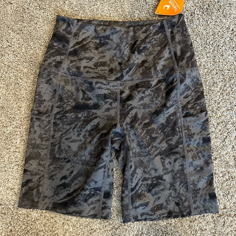 Hi Five Pocketed High-Waist Biker Short